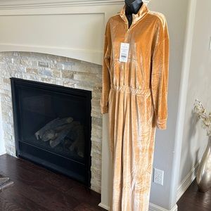 Fabletics Onesie!! Wide leg jumpsuit in velour.